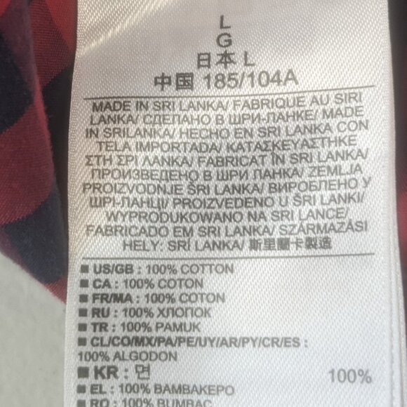 Gap Size Large Blue and Red Checkered Long Sleeved Button Down - Picture 15 of 16